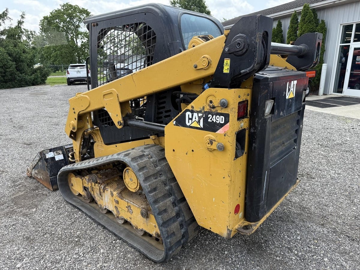 2019 Caterpillar 249D Track Loaders for sale in London, OH - listing photo 3 of 8