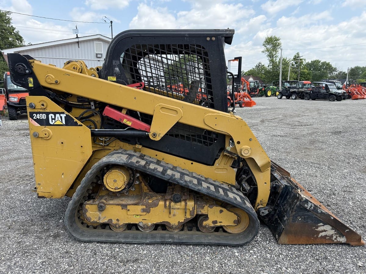 2019 Caterpillar 249D Track Loaders for sale in London, OH - listing photo 6 of 8