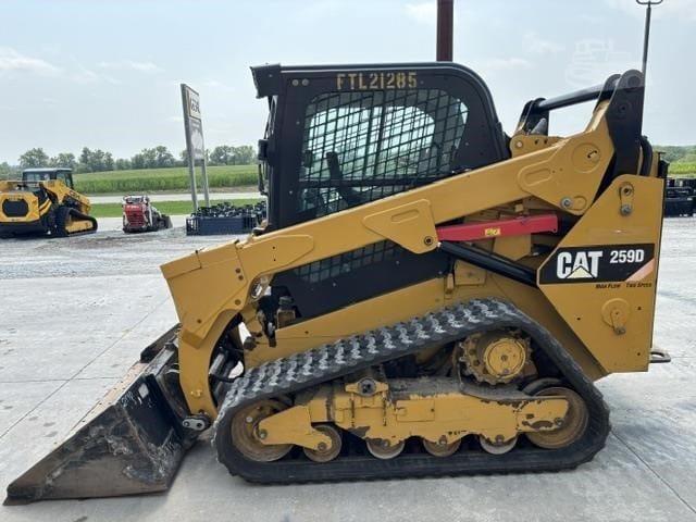 2019 Caterpillar 259D Track Loaders for sale in Otley, IA - primary listing photo of 8
