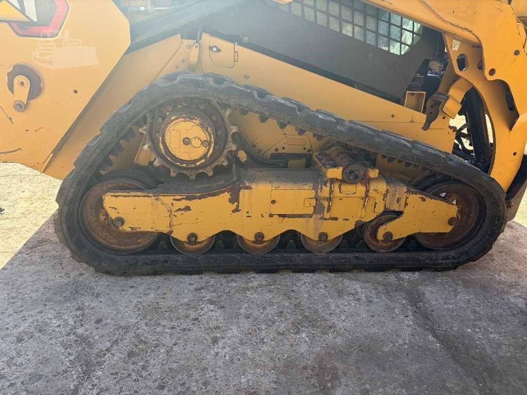 2019 Caterpillar 259D3 Skid-Steer Loaders for Sale - Rental Fleet Maintained | 2897 Hrs | San Ant... - View 11