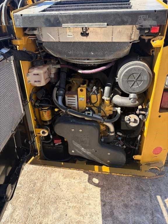 2019 Caterpillar 259D3 Skid-Steer Loaders for Sale - Rental Fleet Maintained | 2897 Hrs | San Ant... - View 6