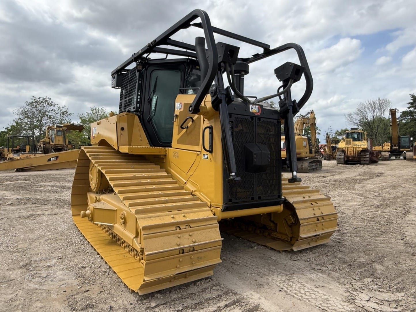 2019 Caterpillar D6 Dozers for sale in Houston, TX - listing photo 3 of 6