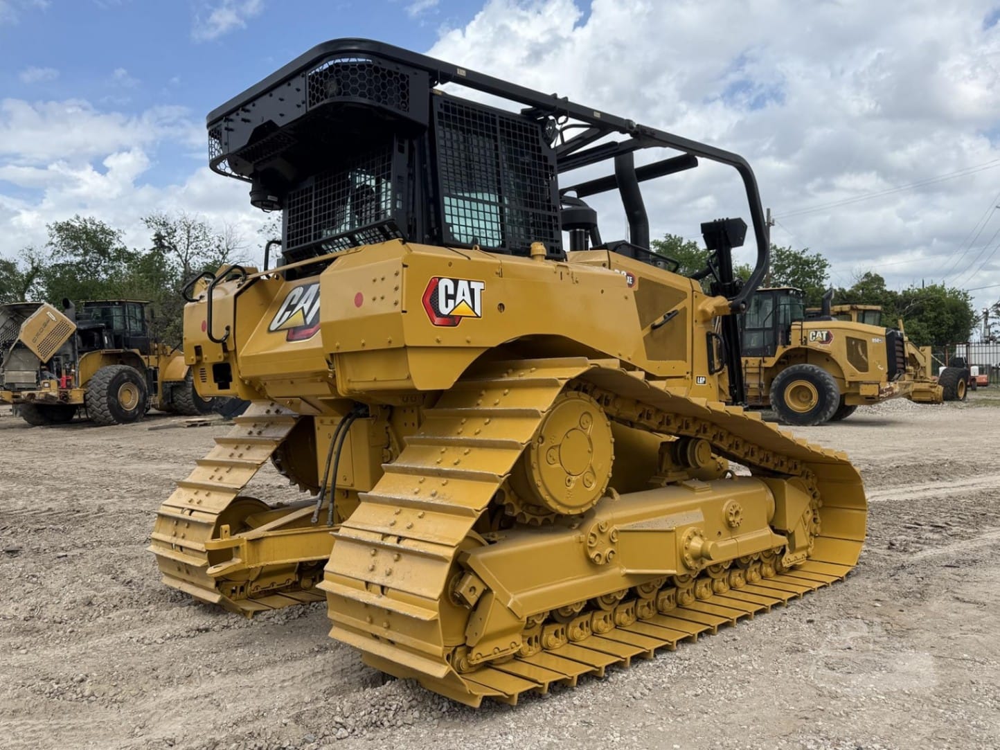 2019 Caterpillar D6 Dozers for sale in Houston, TX - listing photo 5 of 6