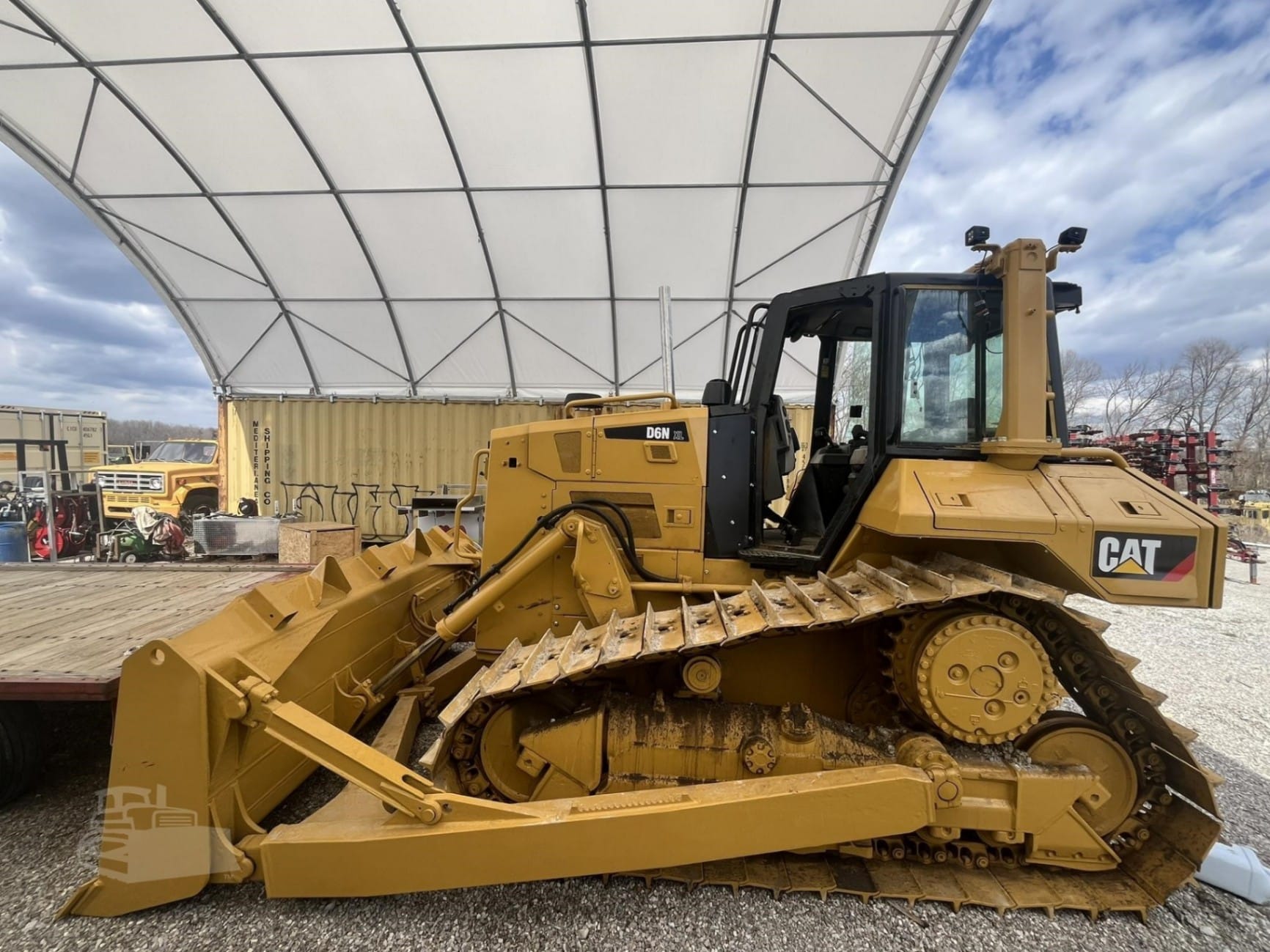 2019 Caterpillar D6N XL Dozers for sale in Dupont, IN - listing photo 2 of 8