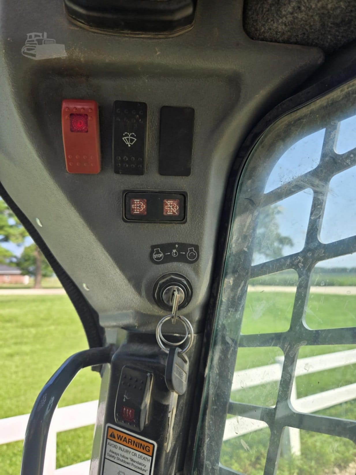 2019 Gehl V330 Skid Steer Loaders for sale in Dyersville, IA - listing photo 19 of 21