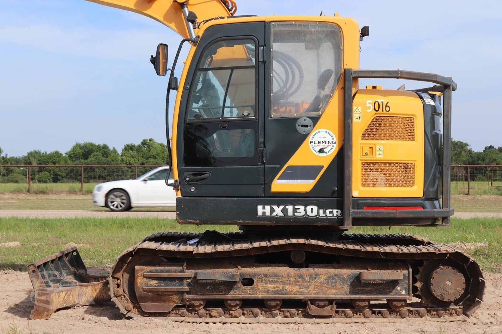 2019 Hyundai HX130 LCR Excavators for sale in Lindale, TX - listing photo 3 of 6