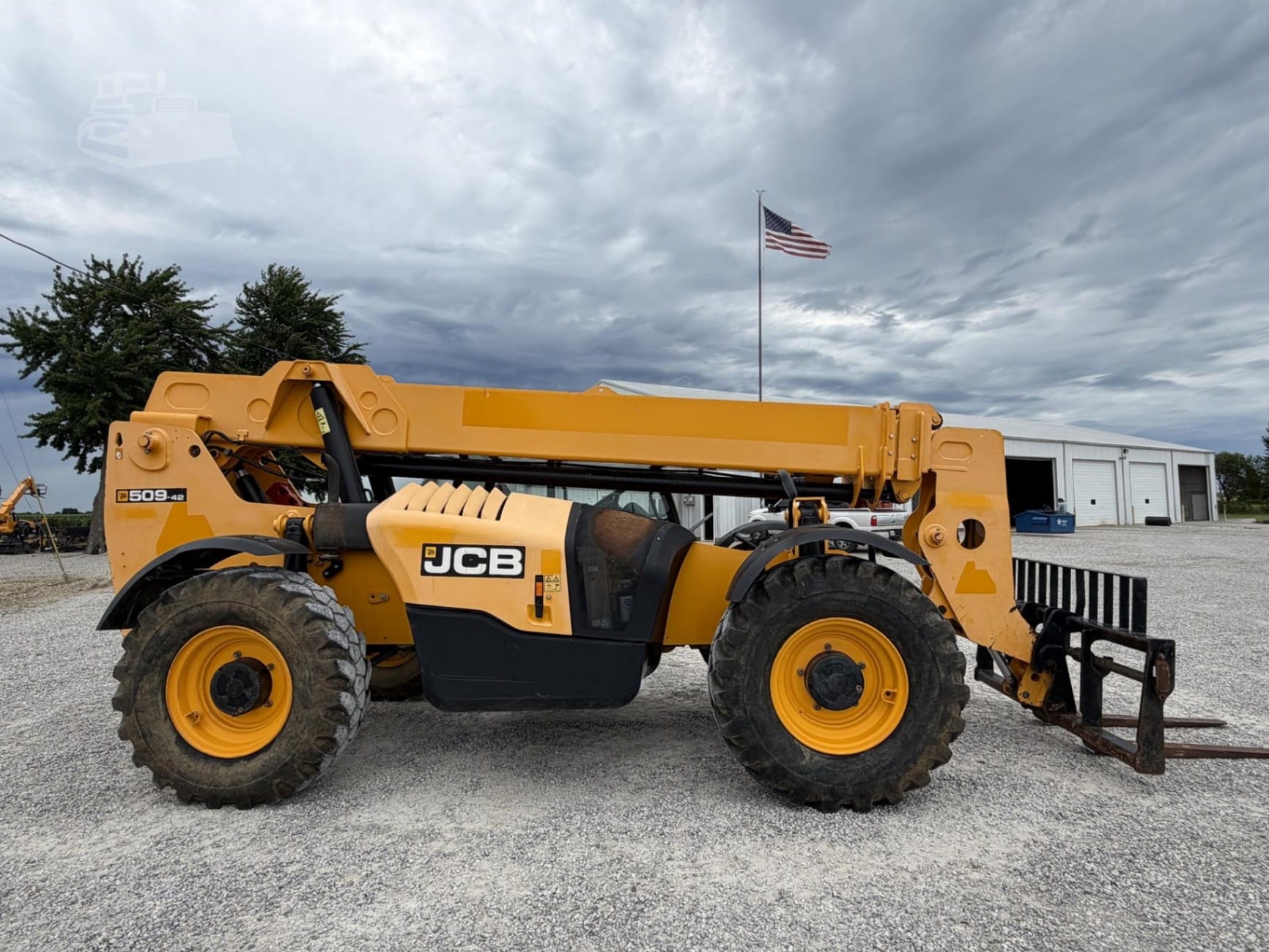 2019 JCB 509-42 Telehandlers Forklifts for sale in Clay City, IL - primary listing photo of 8