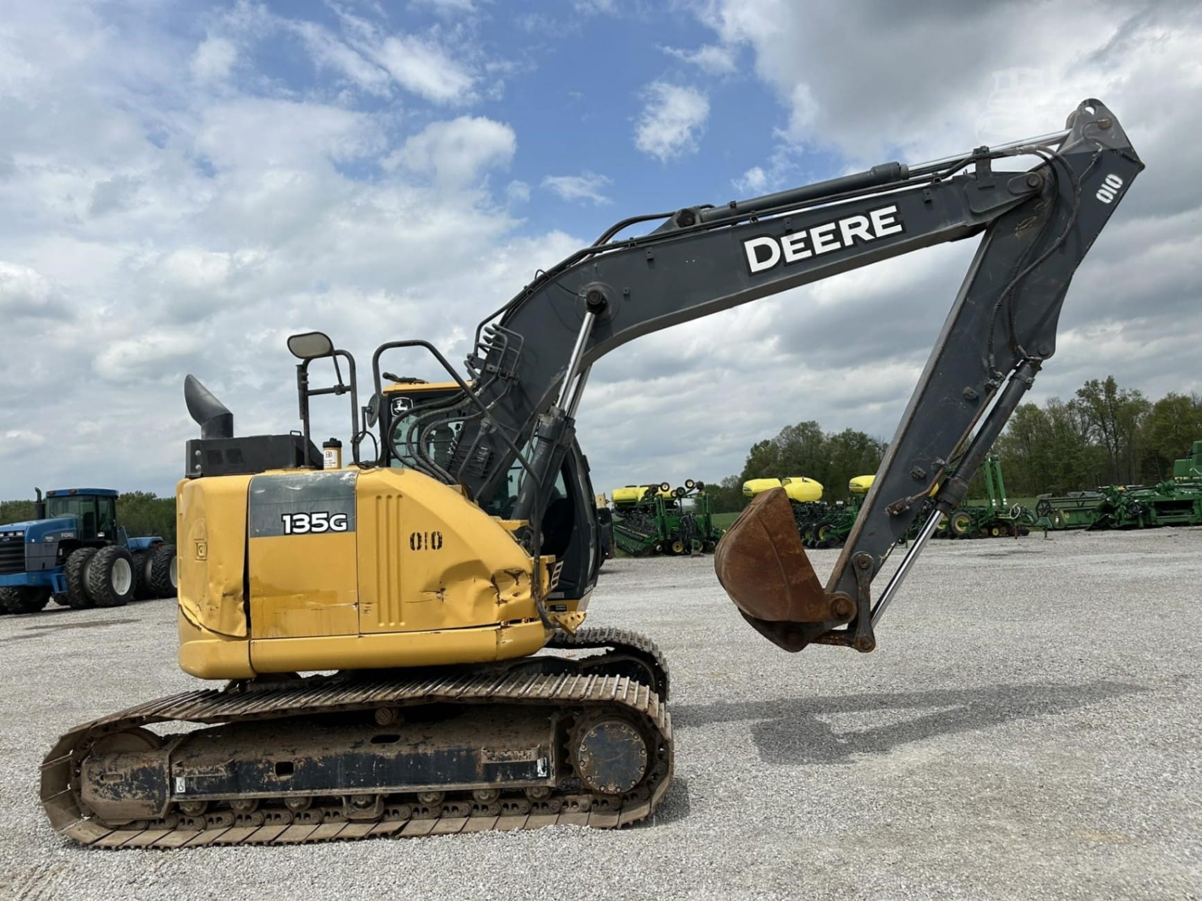 2019 John Deere 135G Excavators for sale in City, IN - listing photo 3 of 8