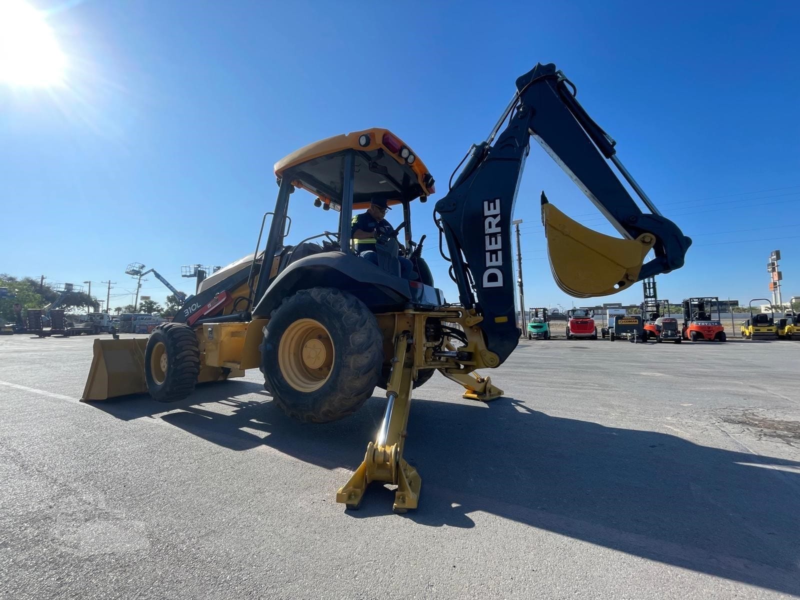 2019 John Deere 310L Backhoe Loaders for sale in McAllen, TX - listing photo 7 of 8