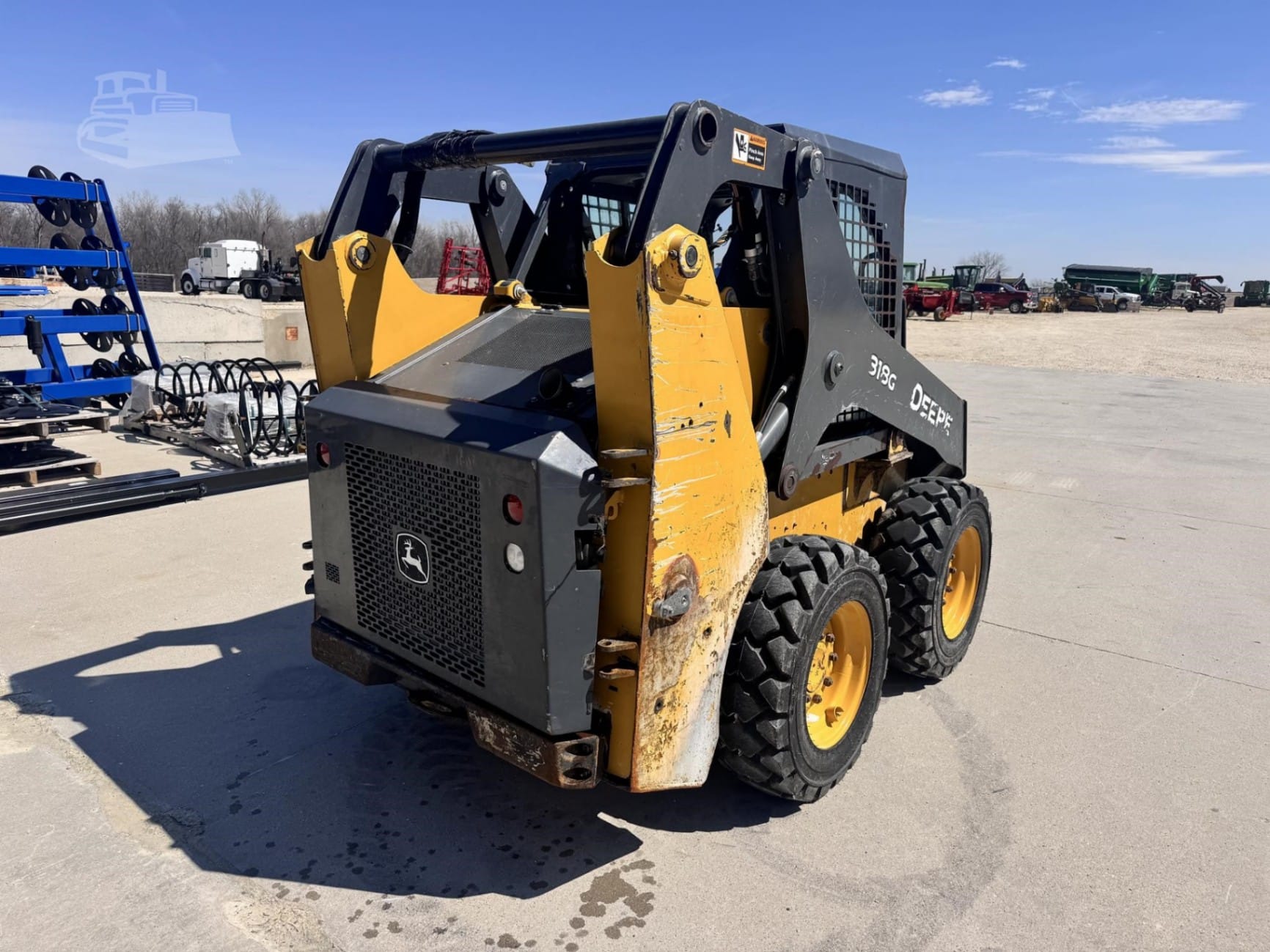 2019 John Deere 318G Skid Steer Loaders for sale in Farley, IA - listing photo 3 of 8