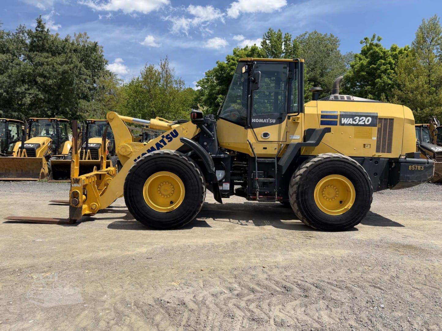 2019 Komatsu WA320-8 Wheel Loaders for sale in Harrisburg, PA - listing photo 2 of 8