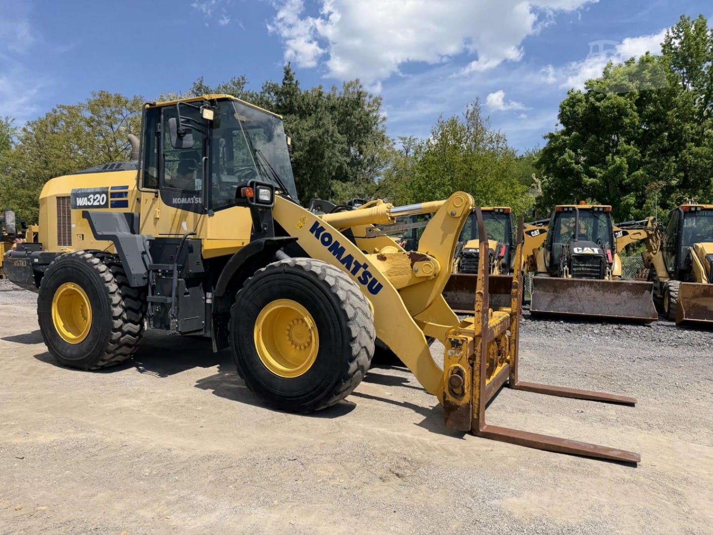 2019 Komatsu WA320-8 Wheel Loaders for sale in Harrisburg, PA - listing photo 7 of 8