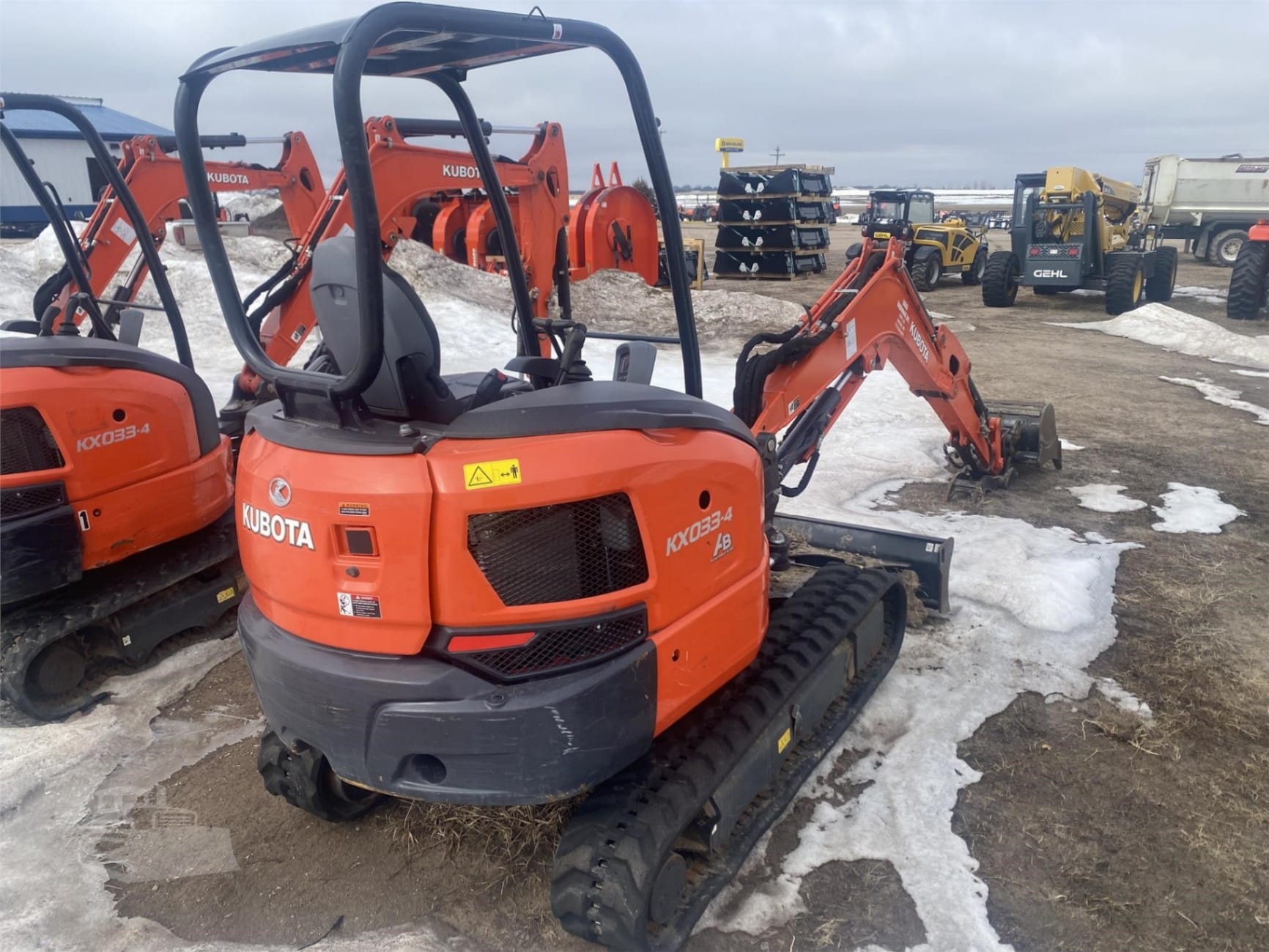 2019 Kubota KX033-4 Excavators for sale in Bassett, NE - listing photo 2 of 8