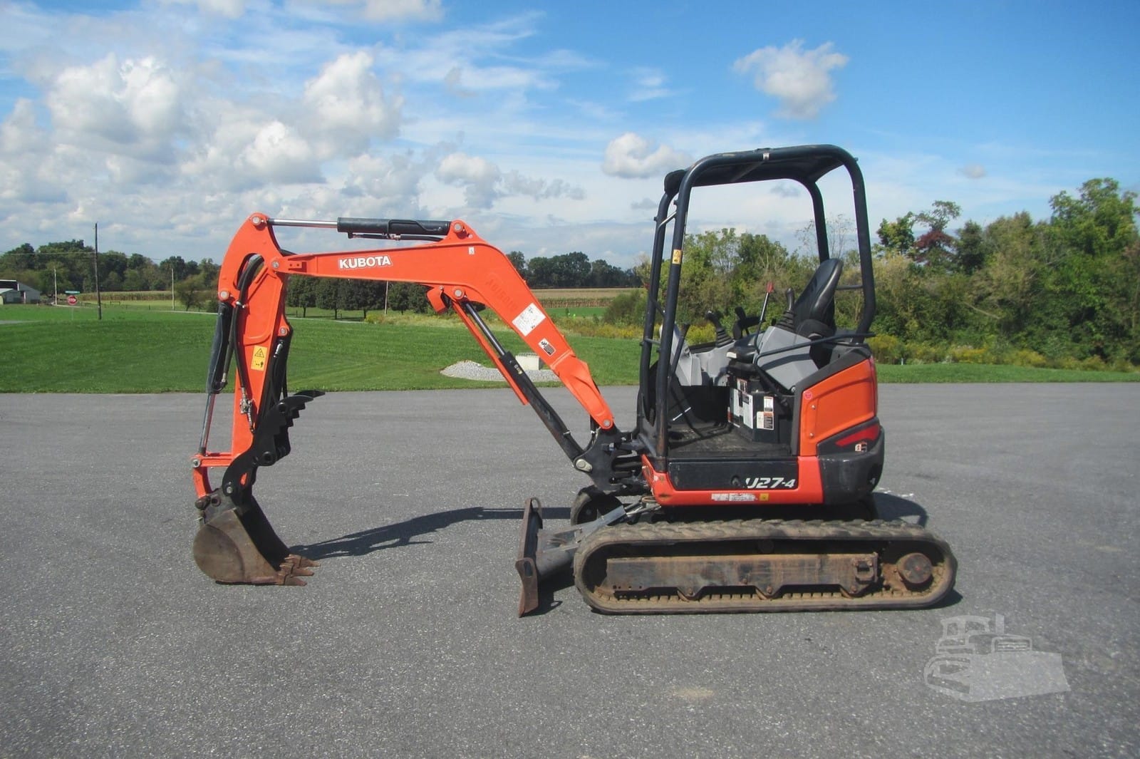 2019 Kubota U27-4 Excavators for sale in Newmanstown, PA - primary listing photo of 6
