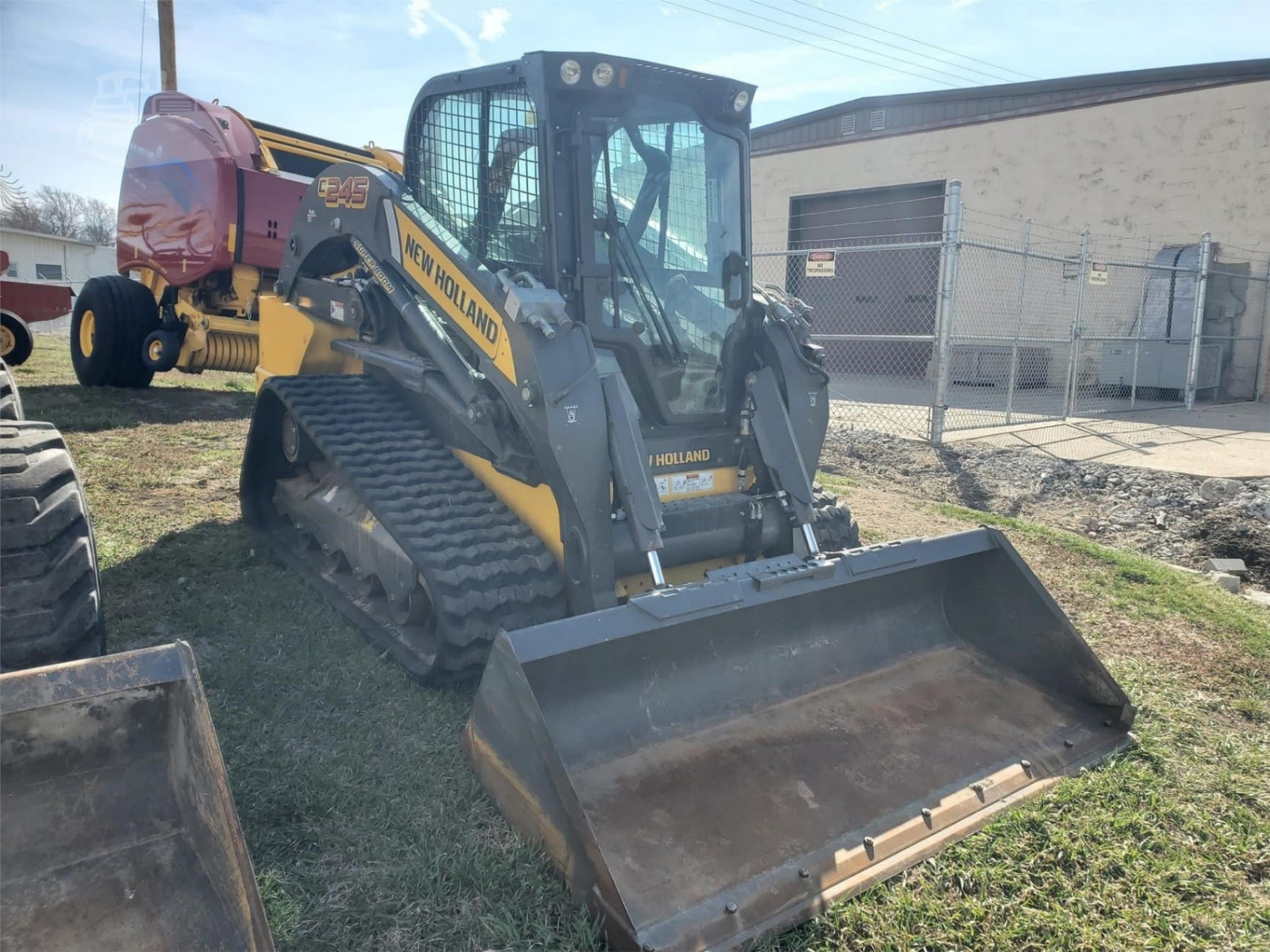2019 New Holland C245 Track Loaders for sale in Beatrice, NE - listing photo 2 of 8