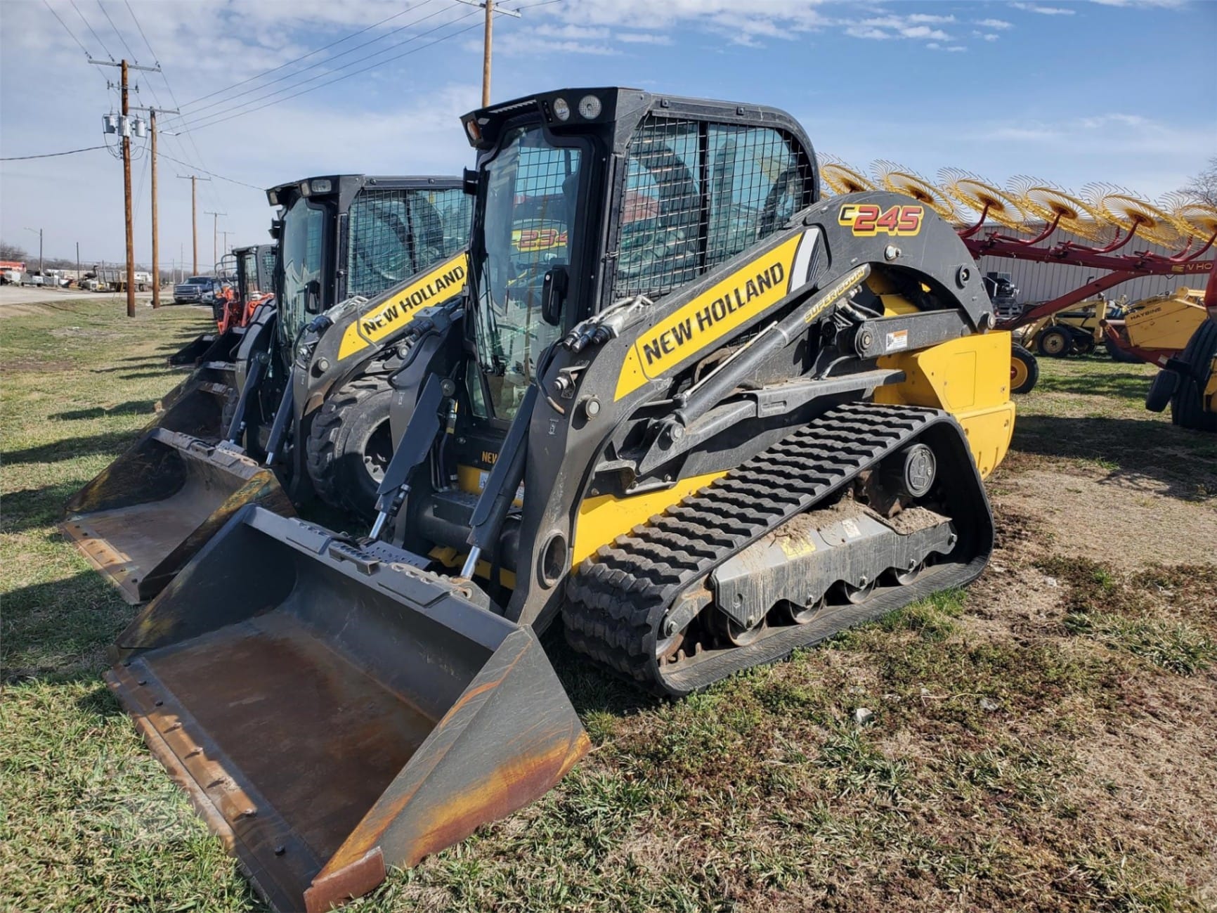 2019 New Holland C245 Track Loaders for sale in Beatrice, NE - listing photo 3 of 8