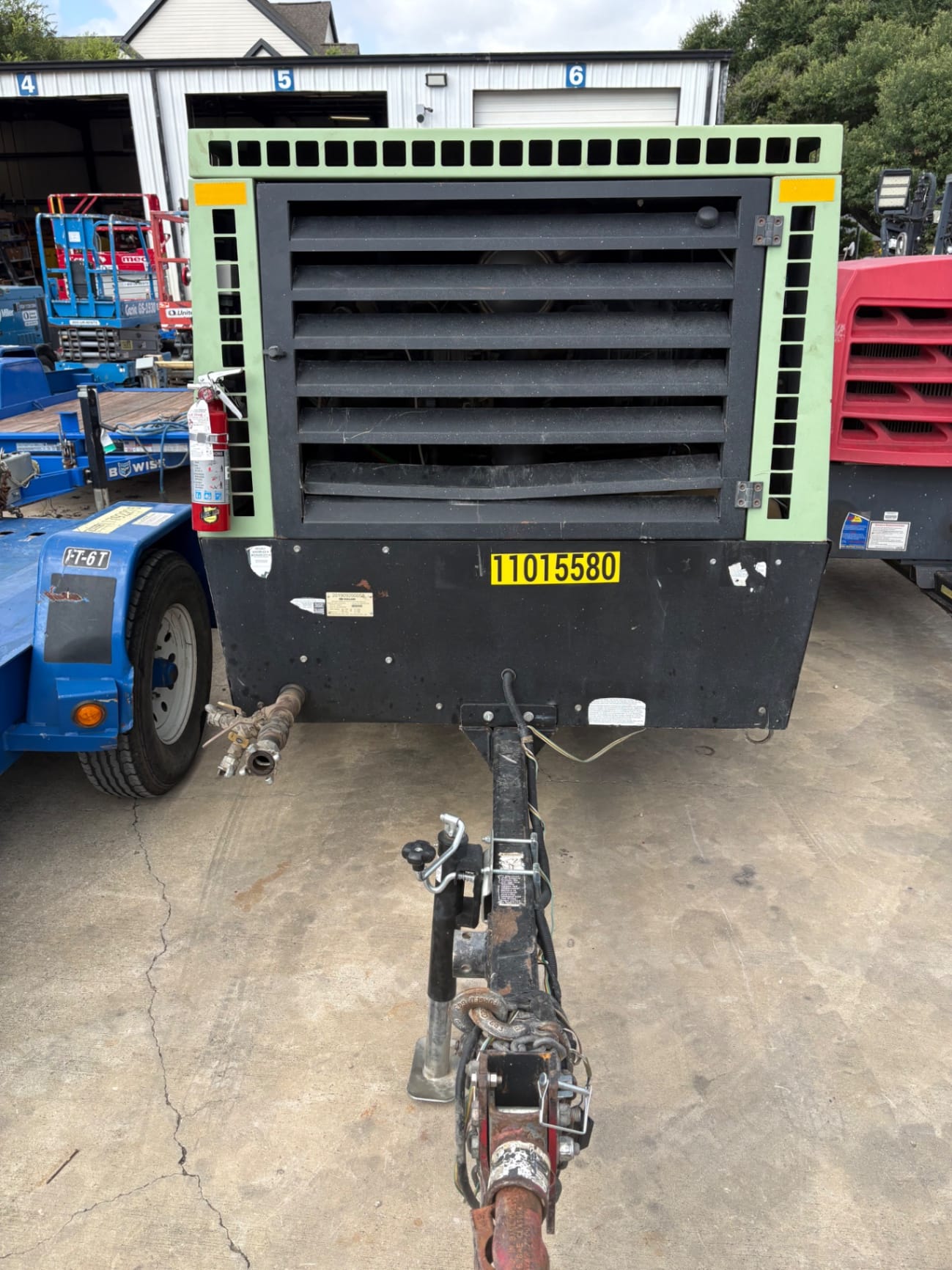 2019 Sullair sullair-375 Air Compressor Towable for sale in Karnes City, TX - primary listing photo of 5