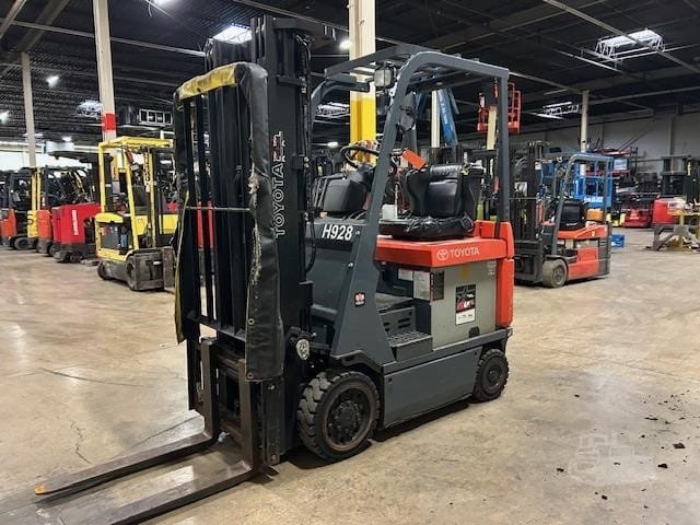 2019 Toyota 7FBCU15 Telehandlers Forklifts for sale in Batavia, IL - listing photo 4 of 8