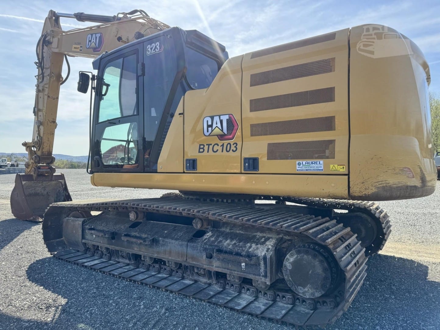 2020 Caterpillar 323 Excavators for sale in Blairsville, PA - listing photo 2 of 8