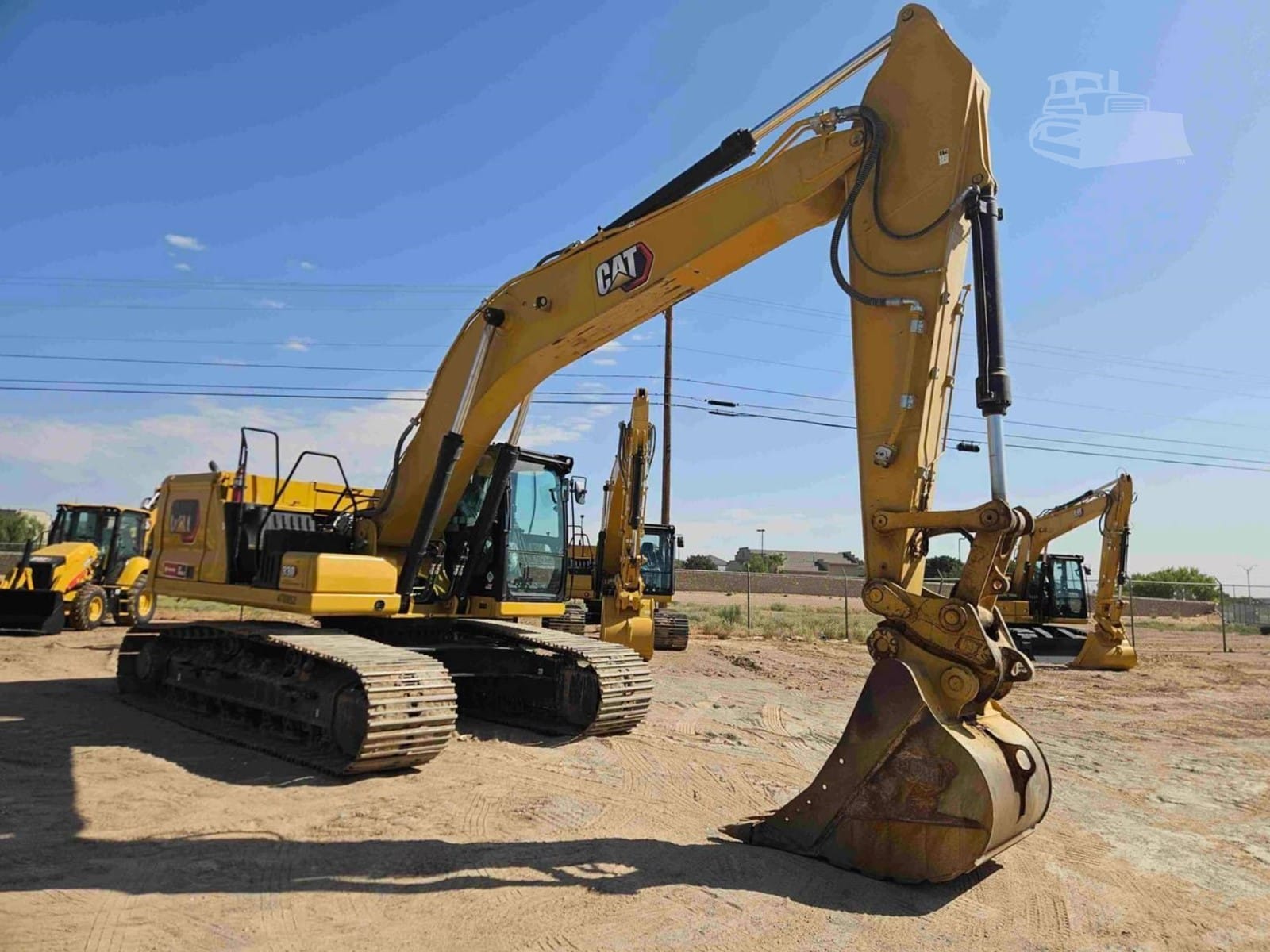 2020 Caterpillar 330 Excavators for sale in El Paso, TX - listing photo 2 of 8