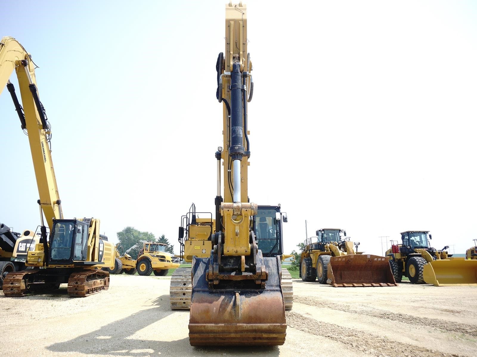 2020 Caterpillar 374FL Excavators for sale in Bellevue, IA - listing photo 7 of 8