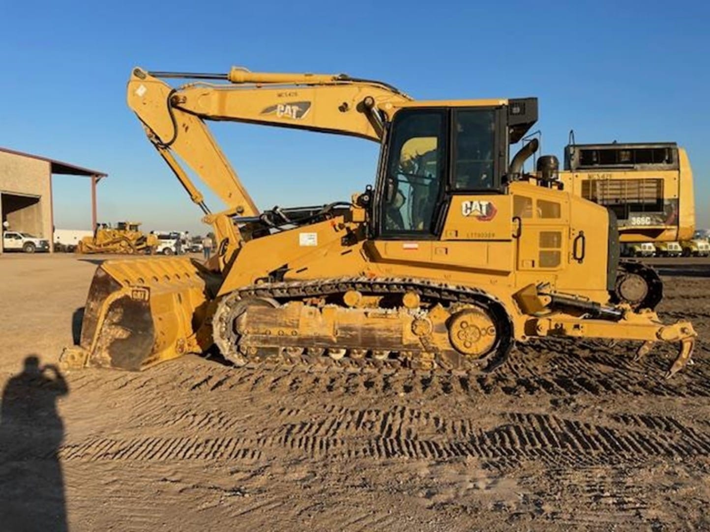 2020 Caterpillar 963 Track Loaders for sale in Grand Prairie, TX - listing photo 2 of 7