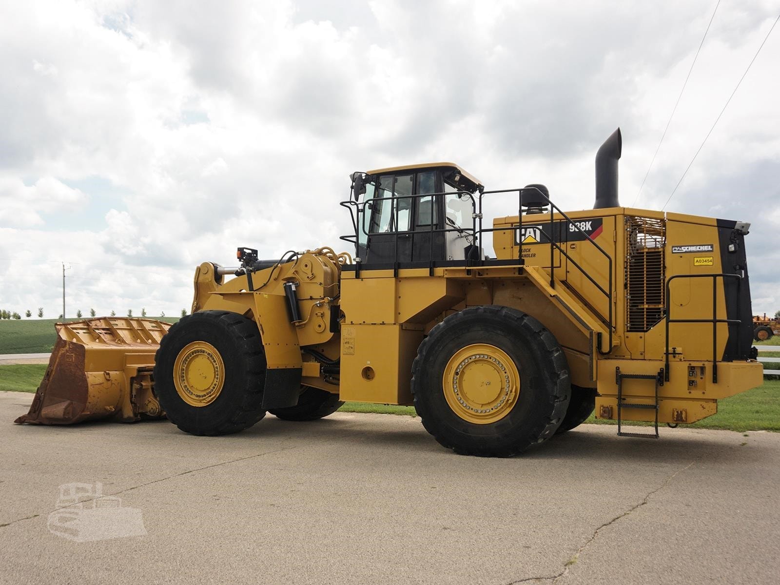 2020 Caterpillar 988K Wheel Loaders for sale in Bellevue, IA - primary listing photo of 8