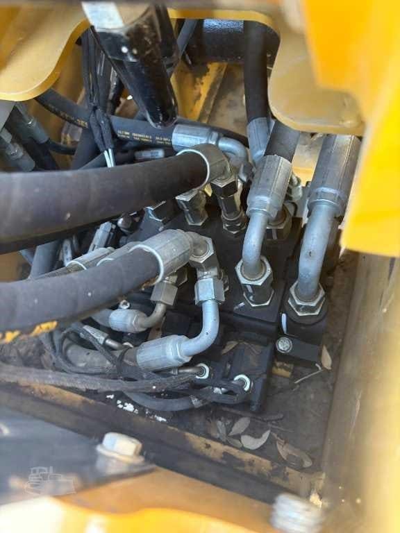 2020 Caterpillar TH255C Telehandler (Telescopic Forklift) for Sale | Ex-Rental Fleet | 711 Hrs - View 17