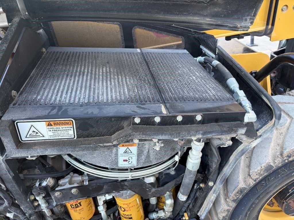 2020 Caterpillar TH255C Telehandler (Telescopic Forklift) for Sale | Ex-Rental Fleet | 711 Hrs - View 4