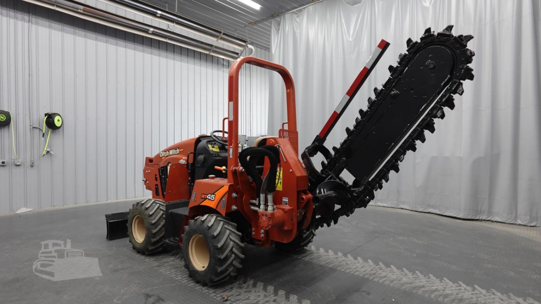 2020 Ditch Witch RT45 Trenchers for sale in Clinton, IL - listing photo 3 of 8