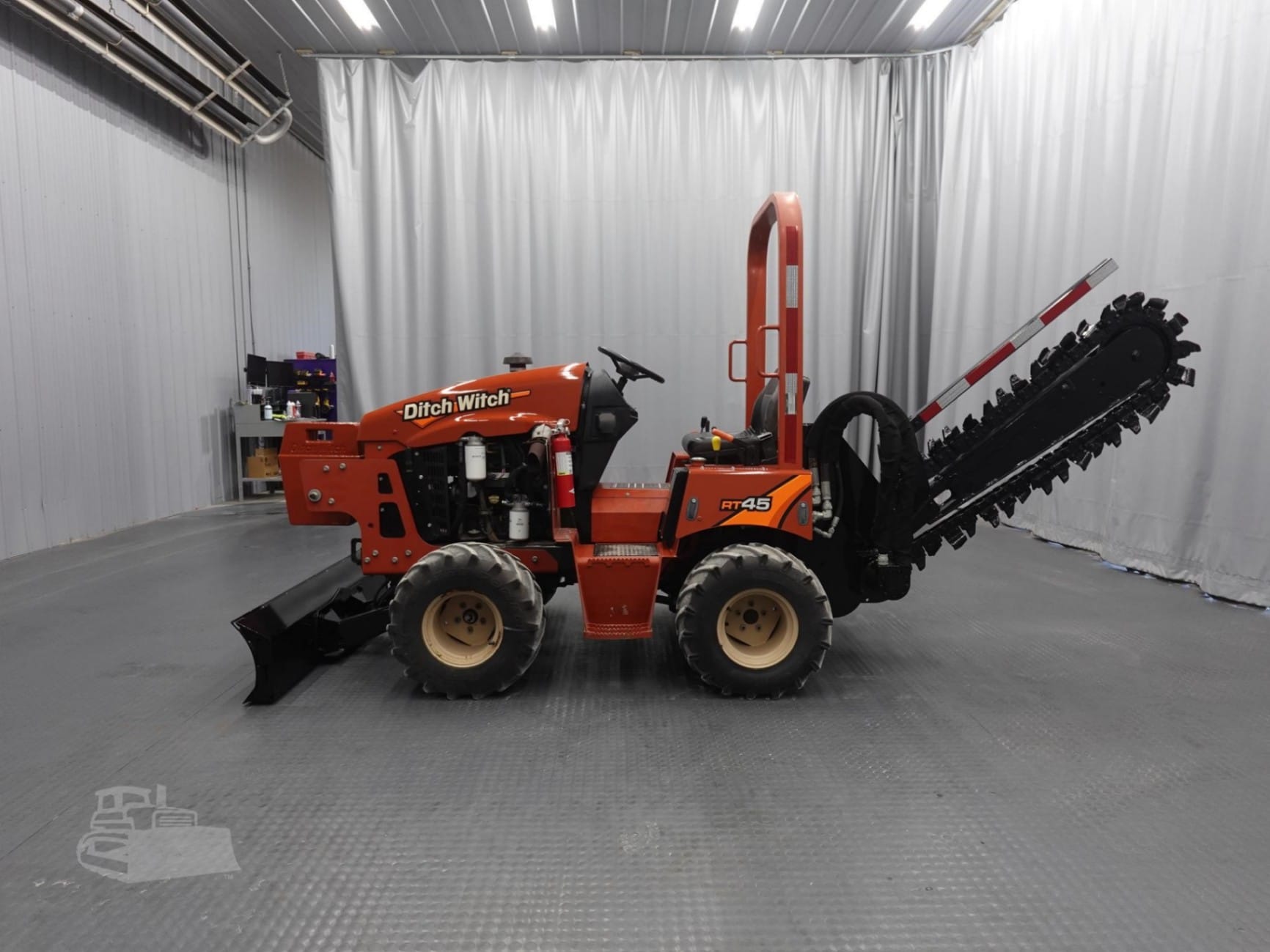 2020 Ditch Witch RT45 Trenchers for sale in Clinton, IL - primary listing photo of 8