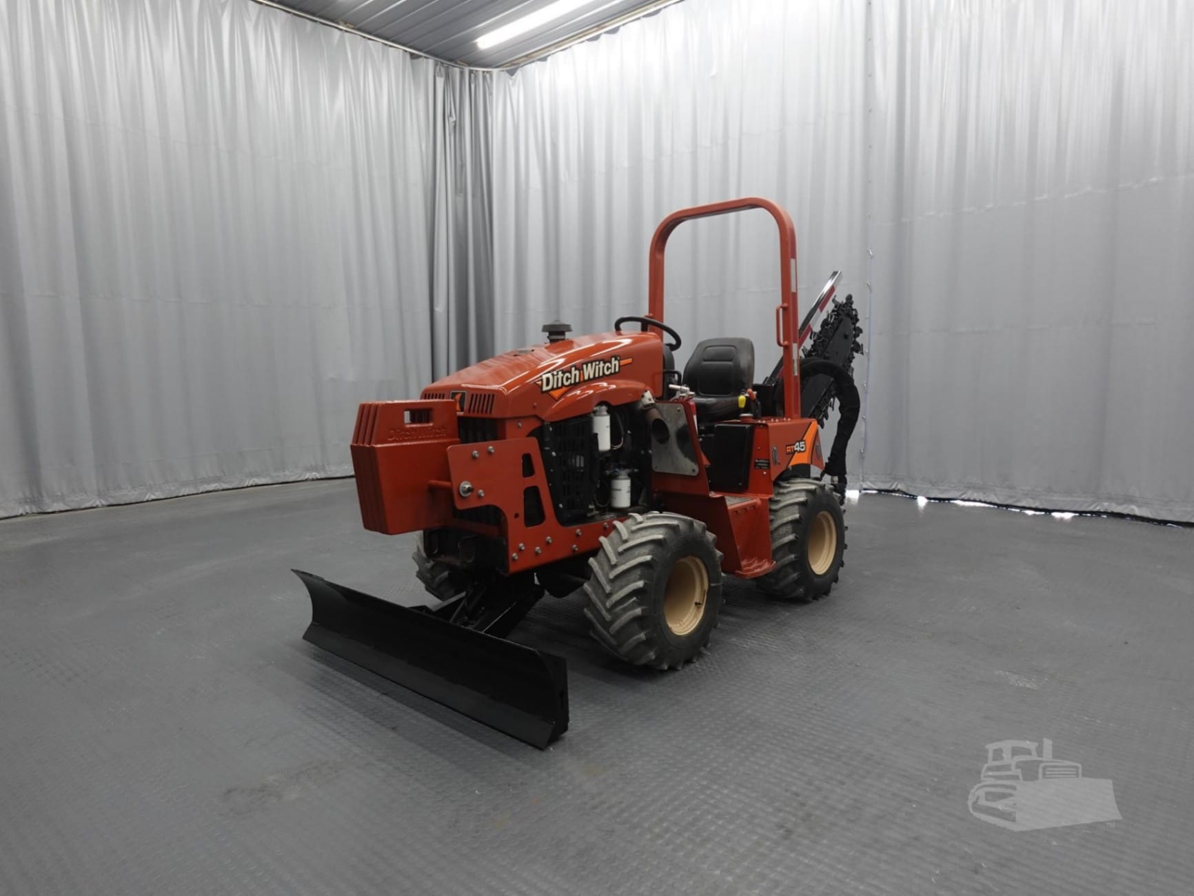 2020 Ditch Witch RT45 Trenchers for sale in Clinton, IL - listing photo 2 of 8