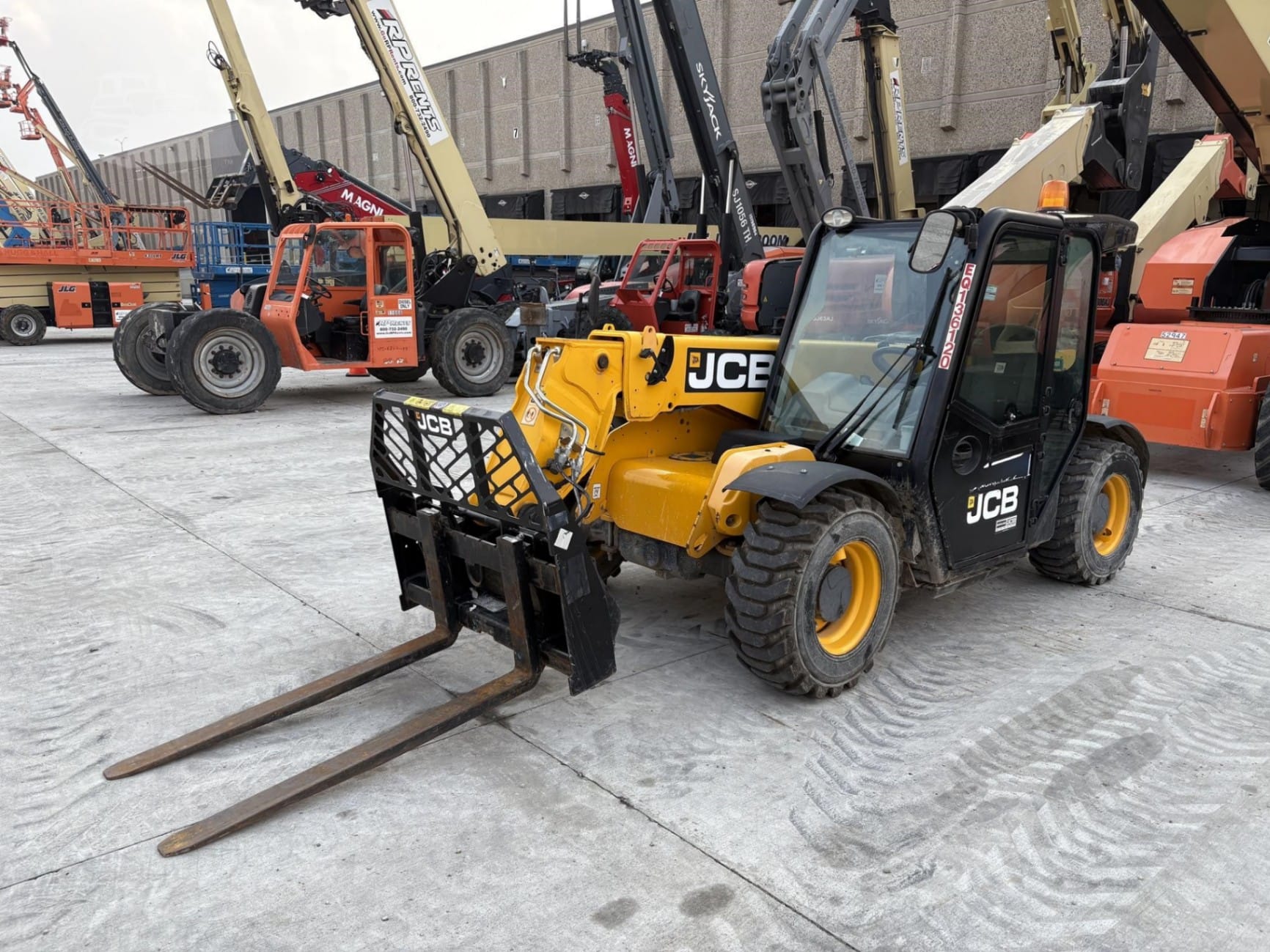 2020 JCB 505-20TC Telehandlers Forklifts for sale in Naperville, IL - listing photo 2 of 8