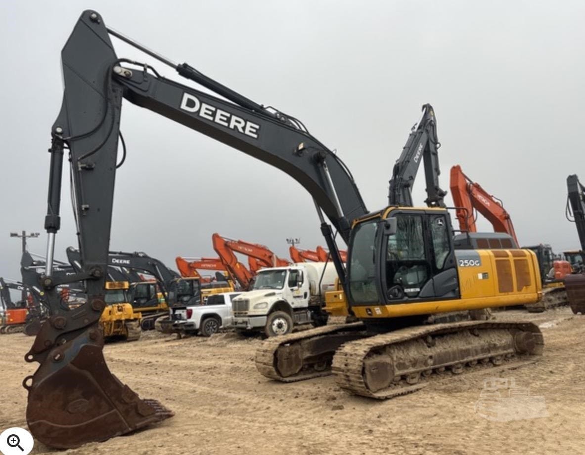2020 John Deere 250G LC Excavators for sale in Wamego, KS - primary listing photo of 8