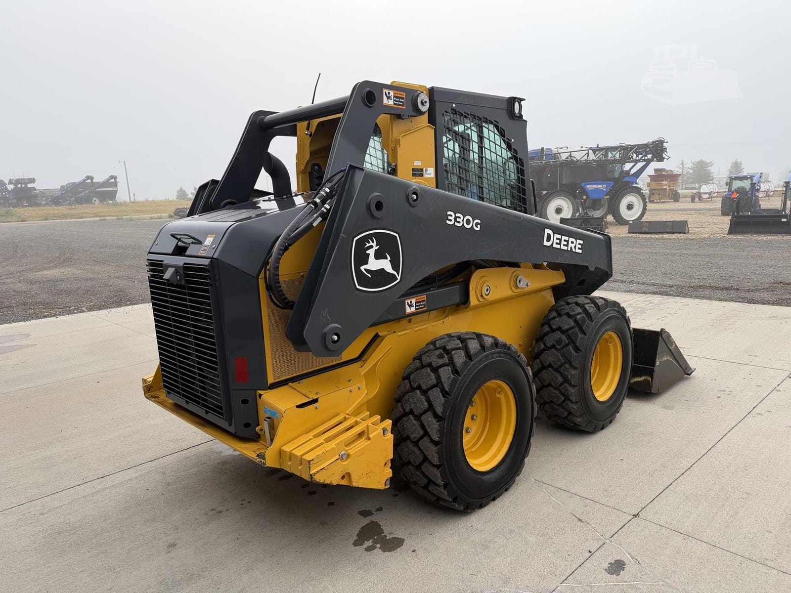2020 John Deere 330G Skid Steer Loaders for sale in McCook, NE - listing photo 3 of 8