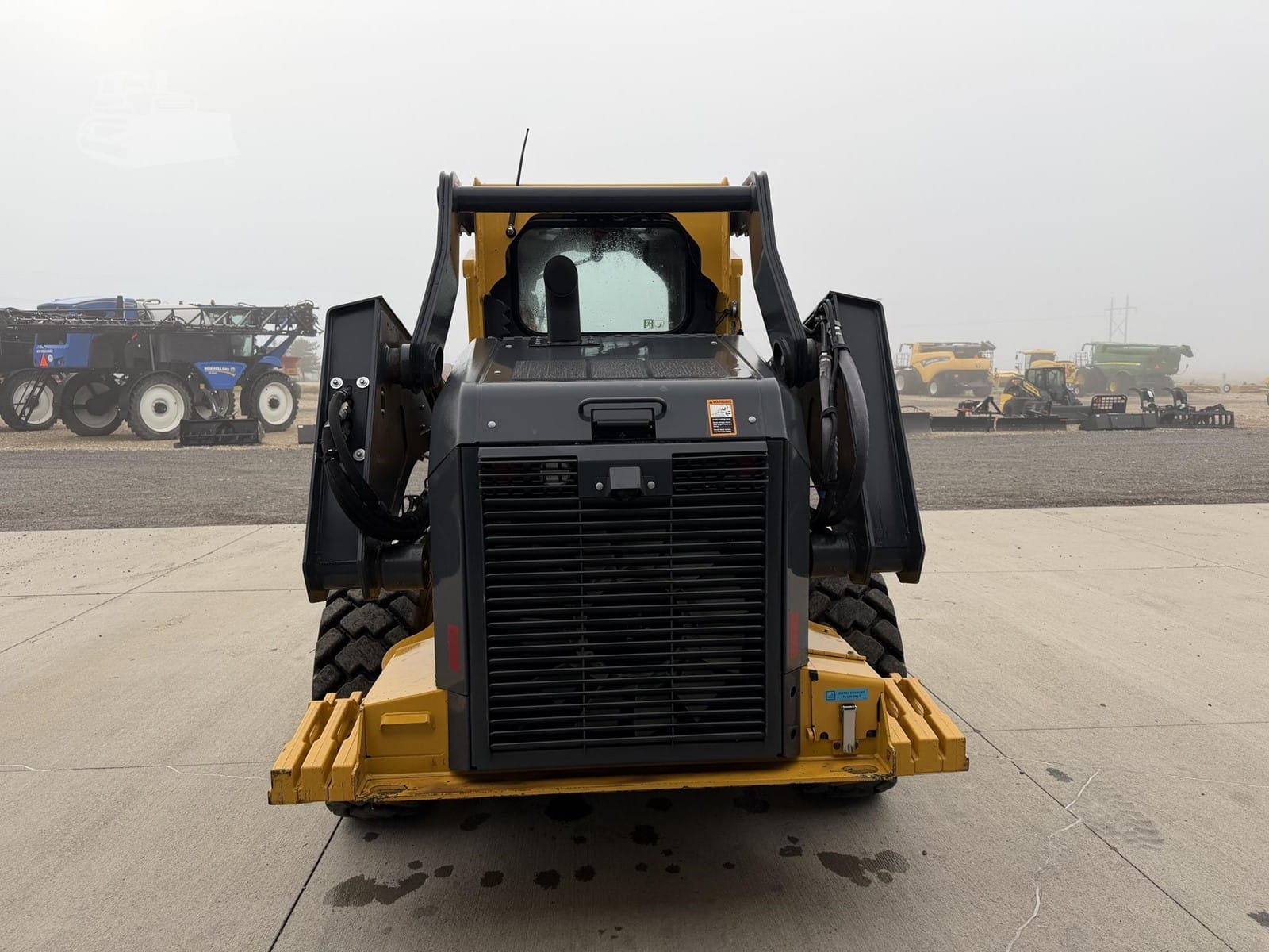 2020 John Deere 330G Skid Steer Loaders for sale in McCook, NE - listing photo 8 of 8