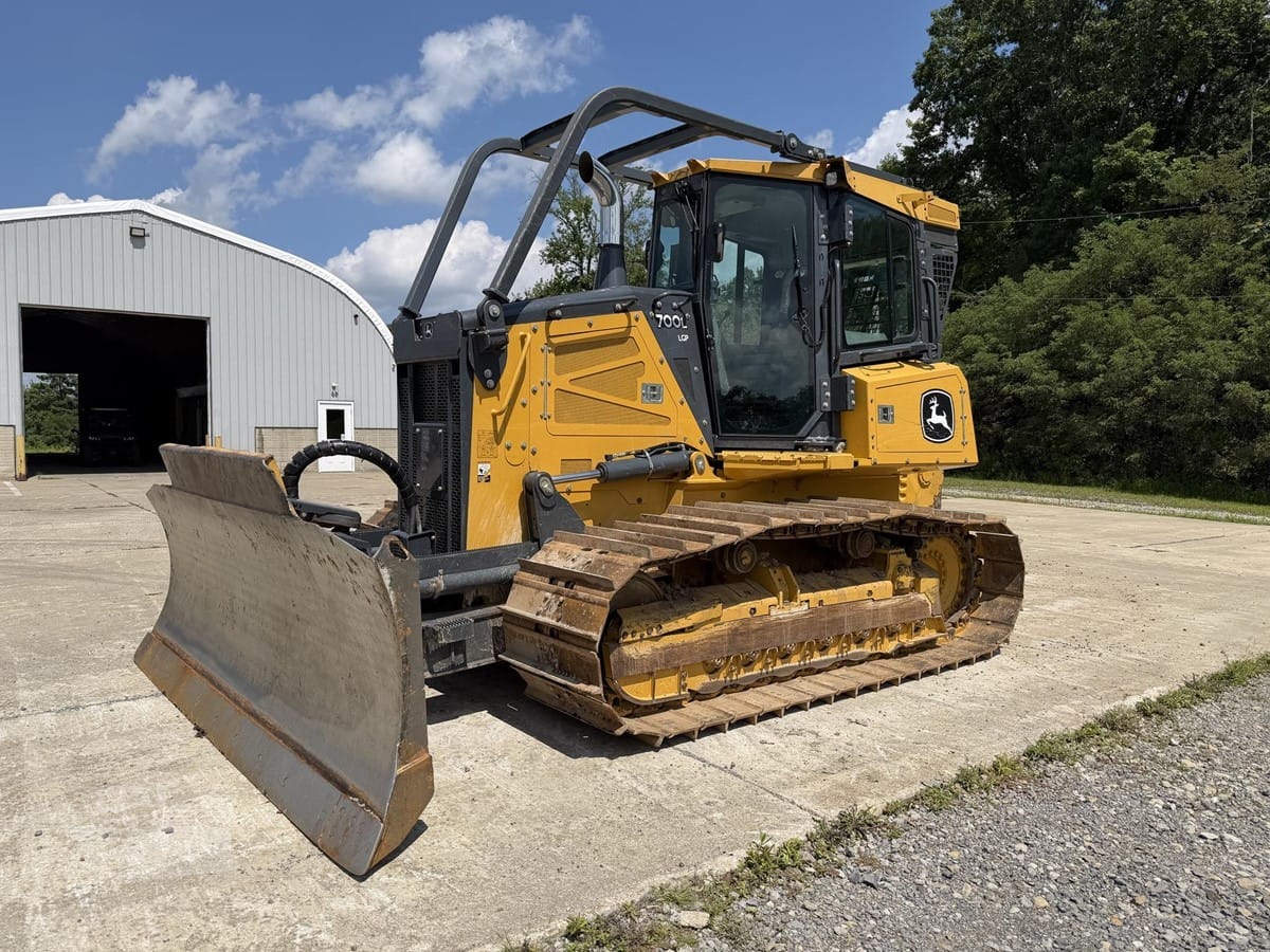 2020 John Deere 700L Dozers for sale in Sugarcreek, OH - listing photo 2 of 8