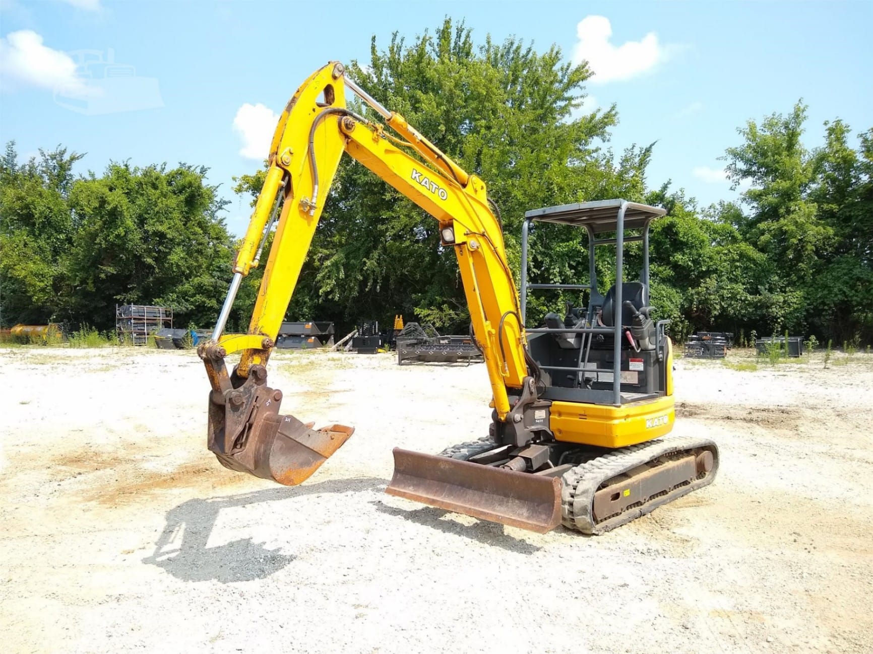 2020 Kato HD35V4 Excavators for sale in Wright City, MO - listing photo 3 of 8