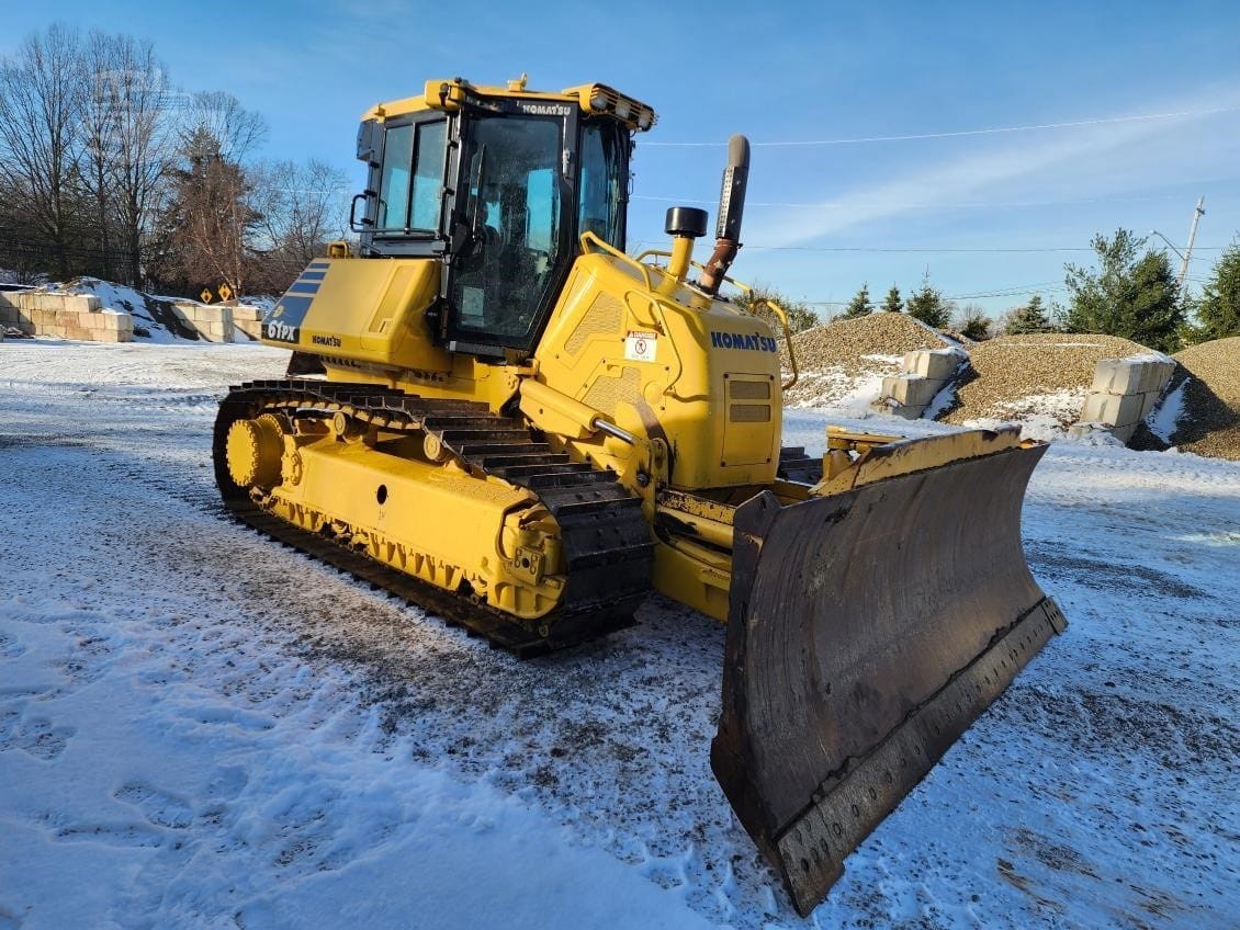 2020 Komatsu D61PX-24 Dozers for sale in Painesville, OH - listing photo 3 of 8