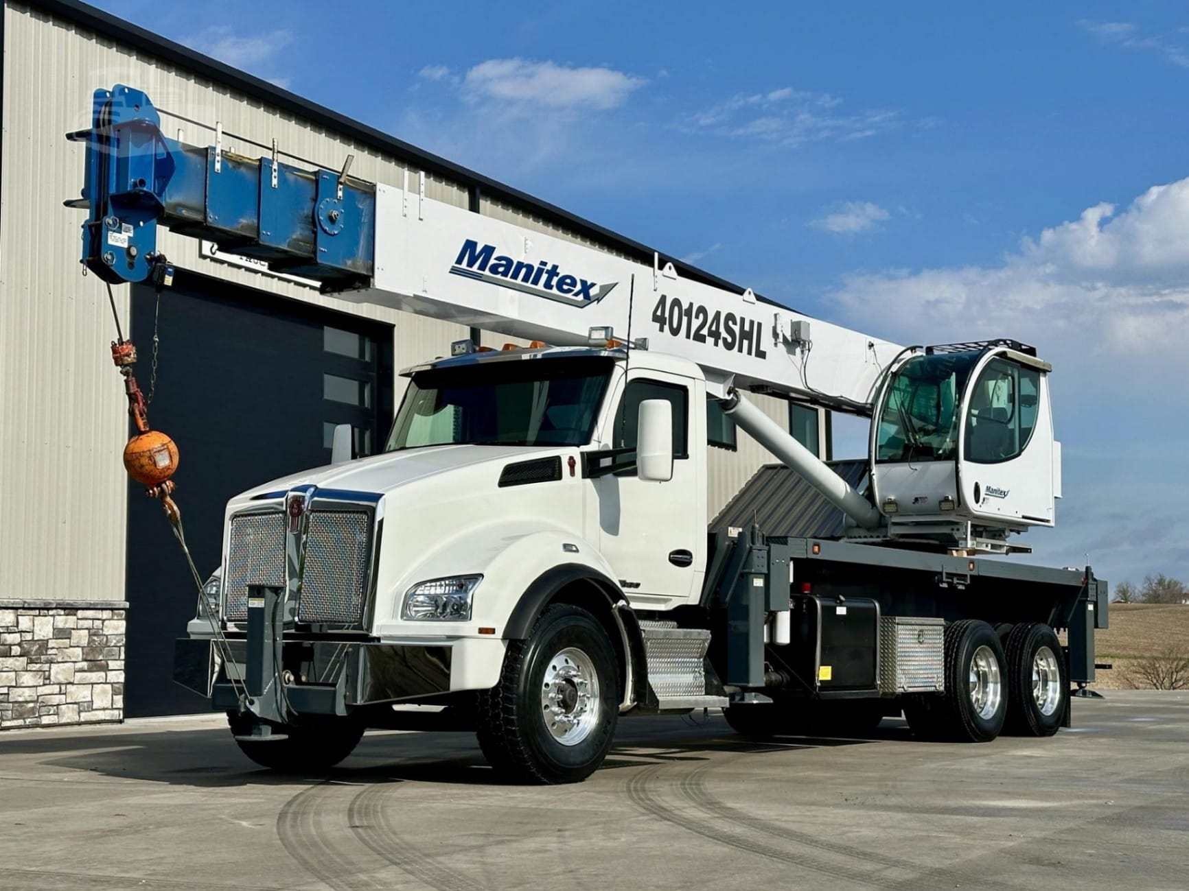 2020 Manitex 40124SHL Cranes Mobile for sale in Wellman, IA - listing photo 2 of 58