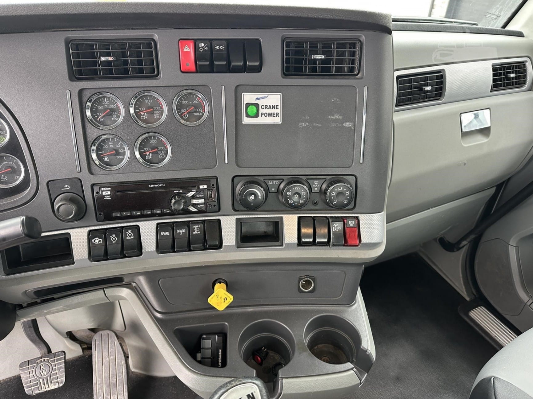2020 Manitex 40124SHL Cranes Mobile for sale in Wellman, IA - listing photo 40 of 58