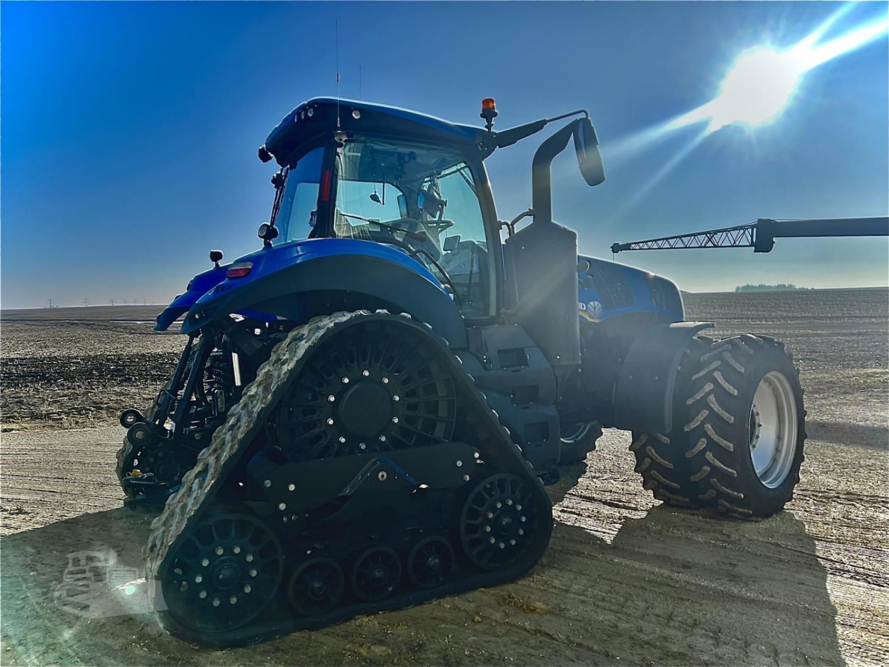 2020 New Holland T8.435 Field Tractors Power for sale in Independence, IA - listing photo 5 of 18
