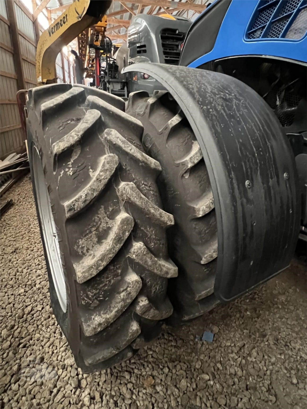 2020 New Holland T8.435 Field Tractors Power for sale in Independence, IA - listing photo 11 of 18