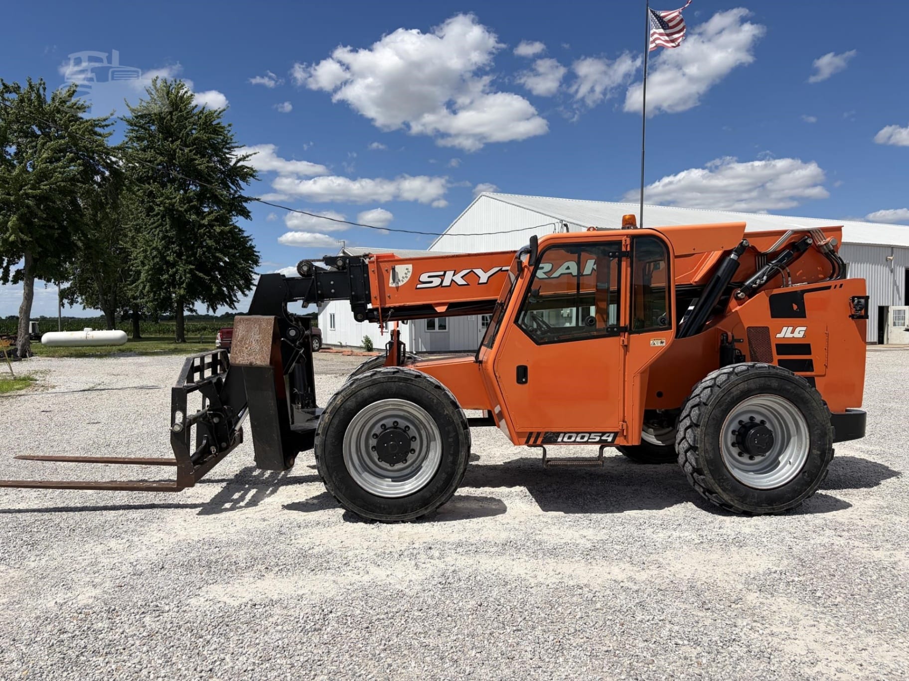 2020 SkyTrak (JLG) skytrak-jlg-10054 Telehandlers Forklifts for sale in Clay City, IL - primary listing photo of 8