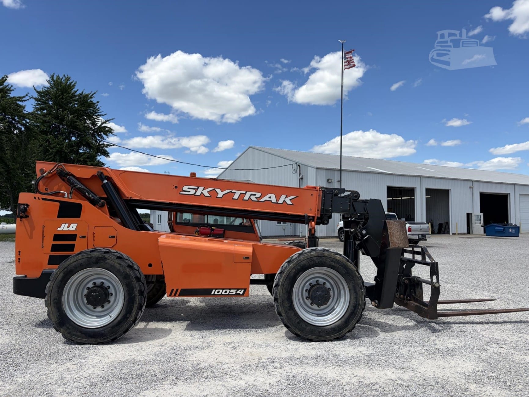 2020 SkyTrak (JLG) skytrak-jlg-10054 Telehandlers Forklifts for sale in Clay City, IL - listing photo 3 of 8
