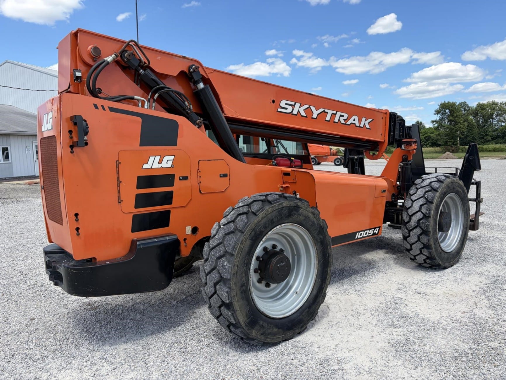 2020 SkyTrak (JLG) skytrak-jlg-10054 Telehandlers Forklifts for sale in Clay City, IL - listing photo 5 of 8