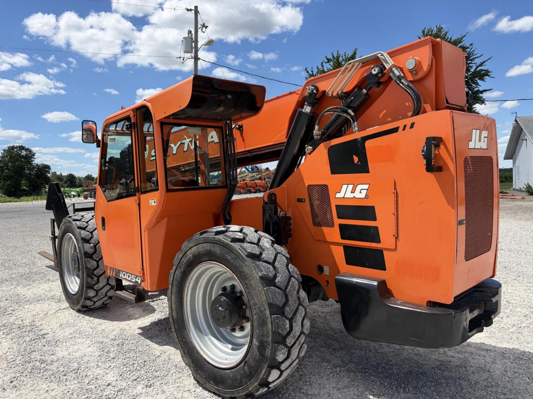 2020 SkyTrak (JLG) skytrak-jlg-10054 Telehandlers Forklifts for sale in Clay City, IL - listing photo 6 of 8