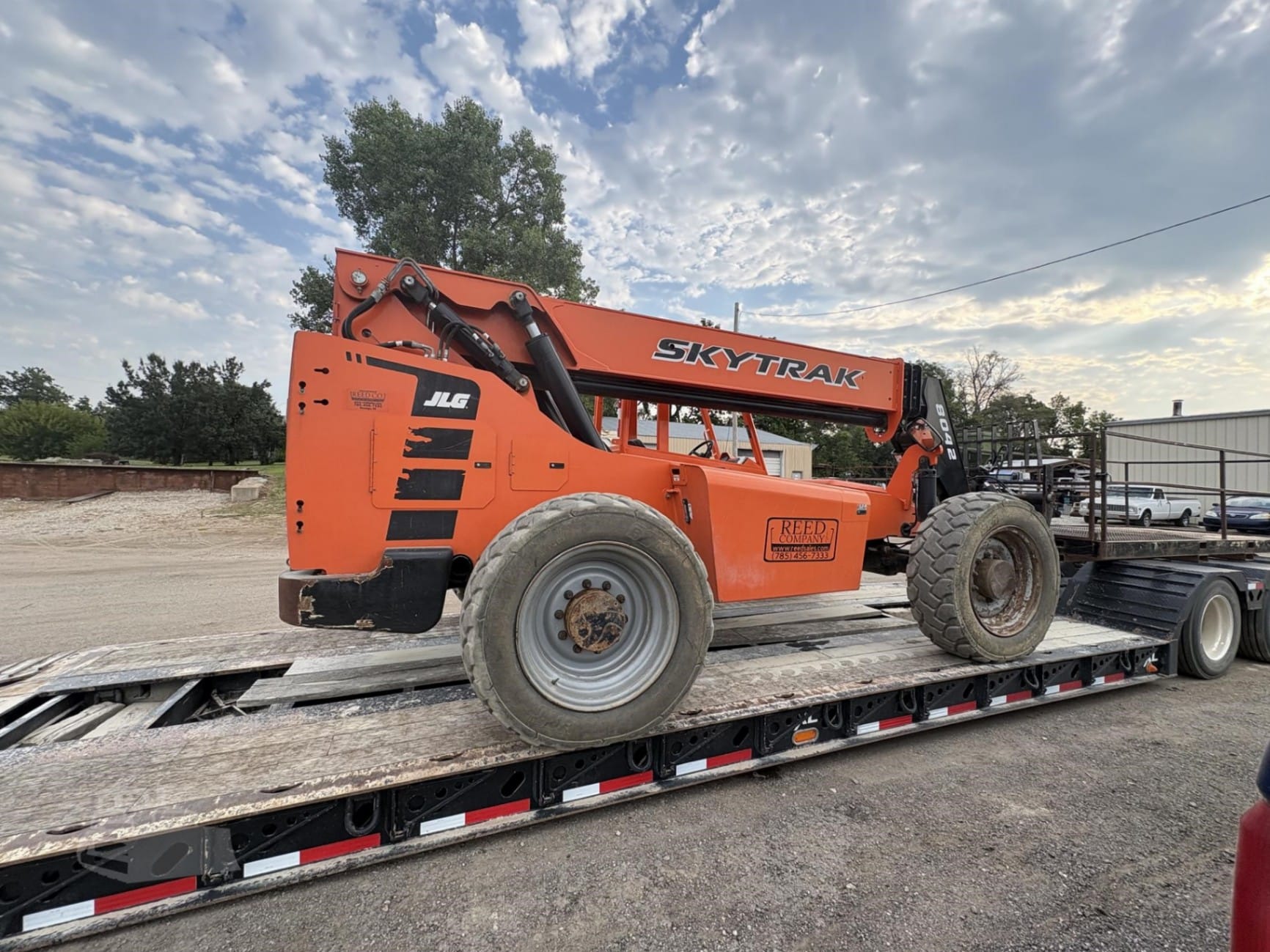 2020 SkyTrak (JLG) skytrak-jlg-8042 Telehandler Telescopic Forklift for sale in Wamego, KS - listing photo 6 of 8