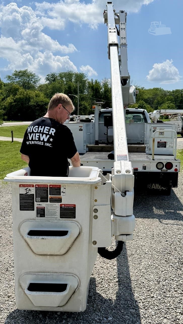 2021 Altec AT40G Service Mechanics Truck Crane for sale in Knoxville, IA - listing photo 35 of 41