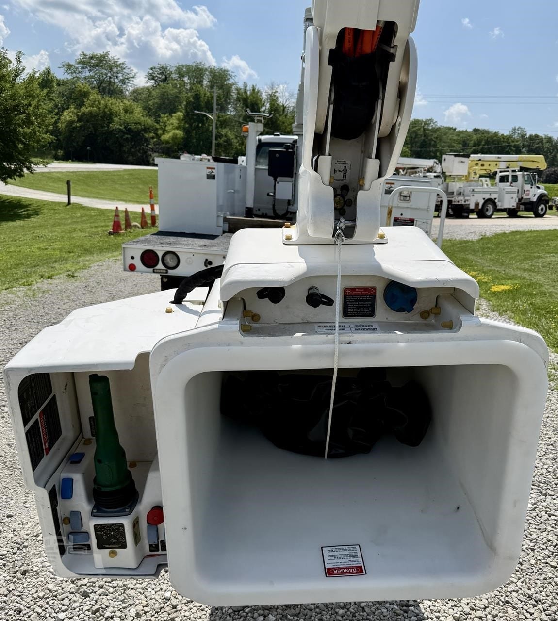 2021 Altec AT40G Service Mechanics Truck Crane for sale in Knoxville, IA - listing photo 36 of 41